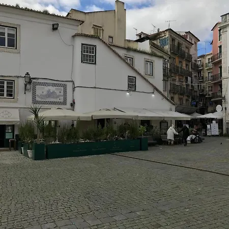 Alfama-2